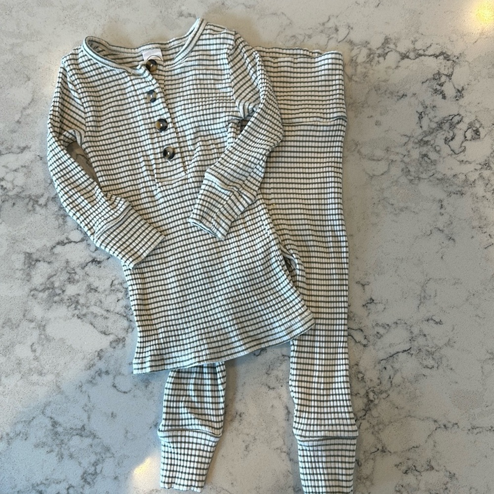 6-12 month Loulou & company set
